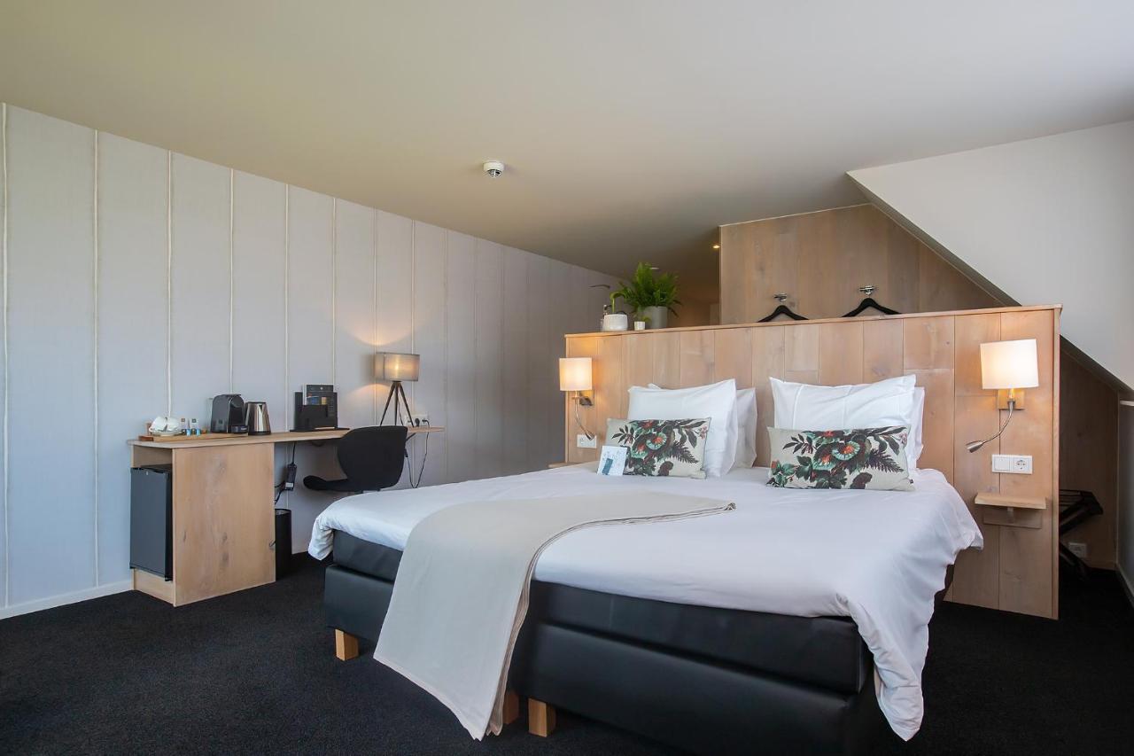 Junior Polder Suite,1105283442:JPEG